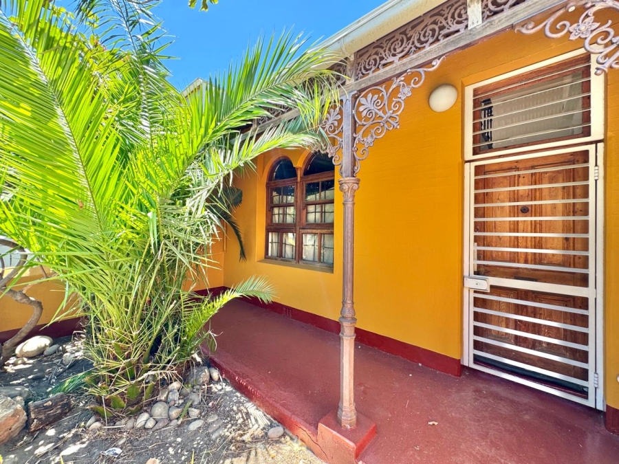 4 Bedroom Property for Sale in Woodstock Western Cape